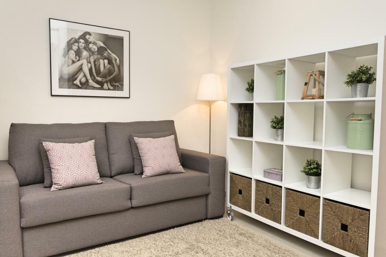 Apartamento Malagueta Gutenberg マラガ エクステリア 写真